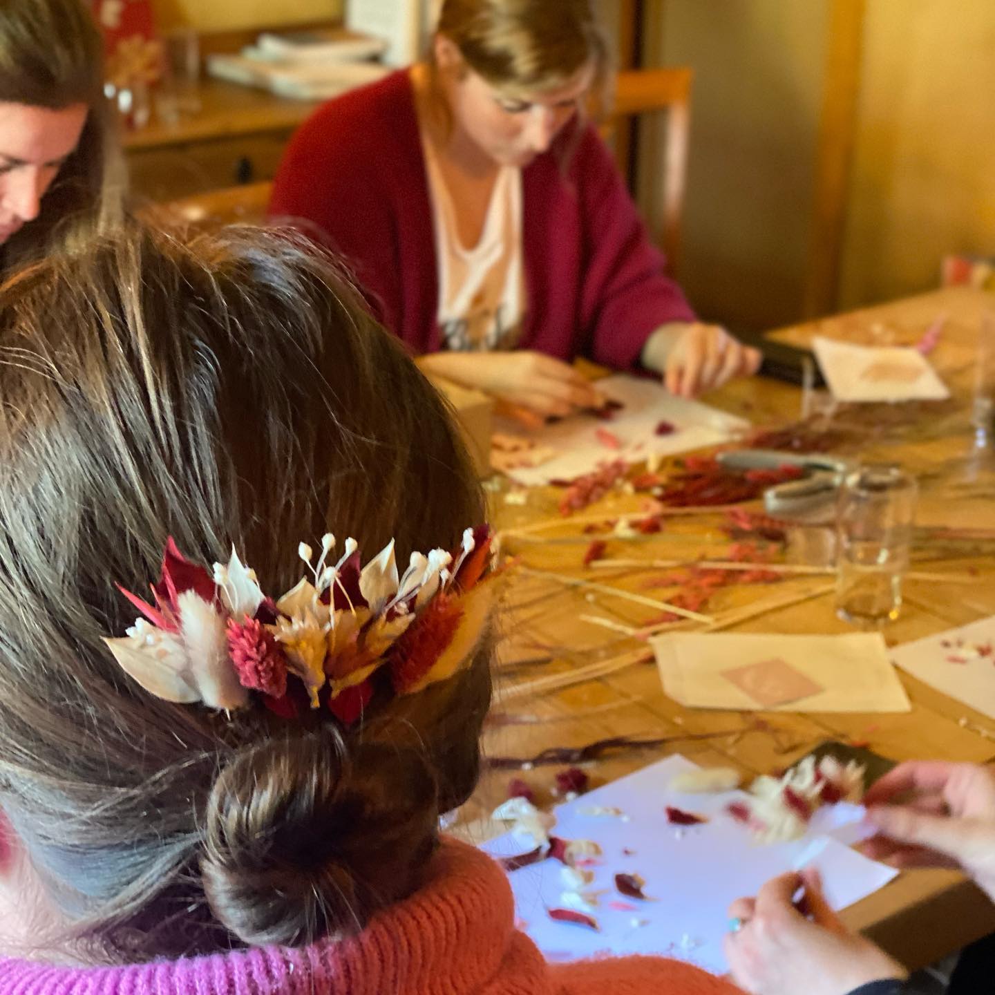 evjf peignes fleuris