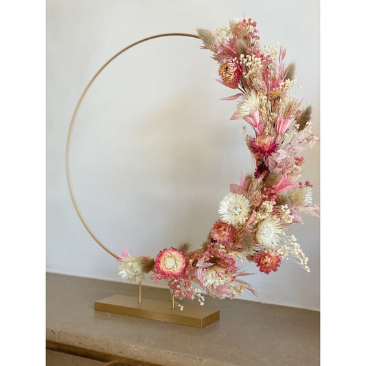 Couronne sur pied fleurs séchées